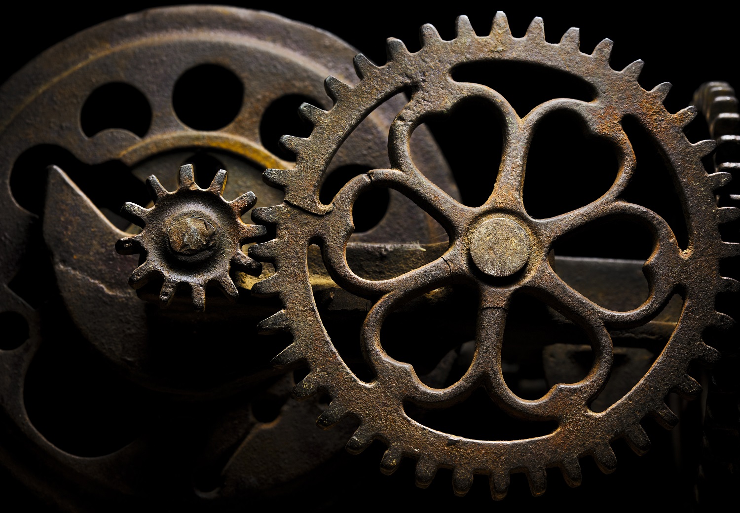Color Changes in Metals Caused by Rust and Oxidation